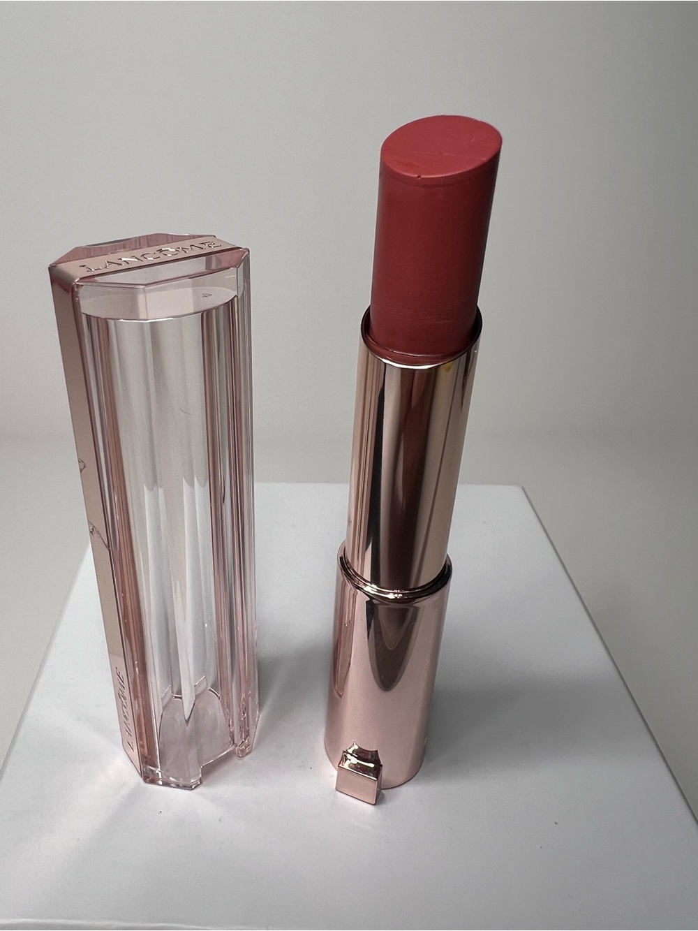 Lancôme LIP IDÔLE SQUALANE-12 BUTTERGLOW HYDRATING LIP BALM